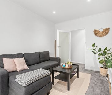1 Bedroom Neat & Tidy Apartment With Balcony! - Photo 2