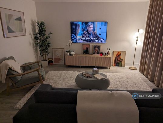 1 bedroom in a house share to rent - Photo 1