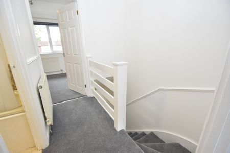 2 bed house to rent in Park View Gardens, Newport, NP10 - Photo 5