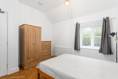 4 bedroom townhouse to rent - Photo 4