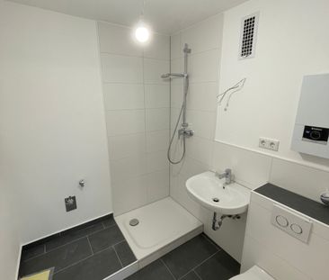 Mietwohnung in Nürnberg - Frisch renovierte 2-Zimmer-Wohnung mit Ba... - Photo 4