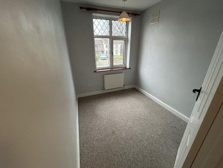 3 bedroom detached house to rent - Photo 3
