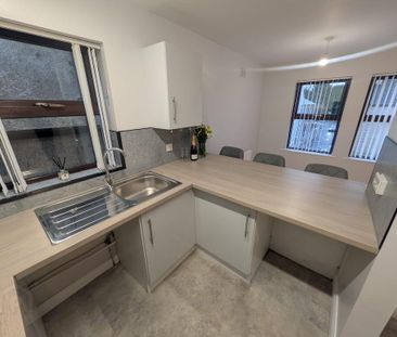 Flat 2, 29 New Street, Randalstown, BT41 3AF - Photo 4