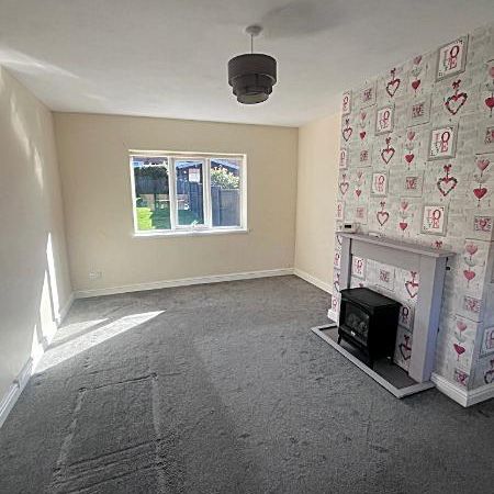 2 bedroom semi-detached house to rent - Photo 1