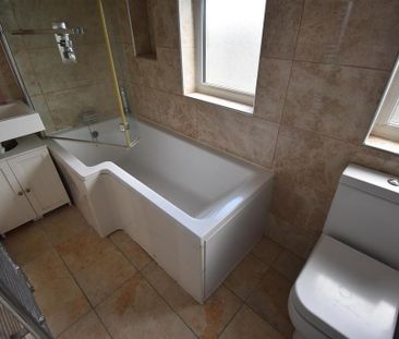 3 bedroom terraced house to rent - Photo 6