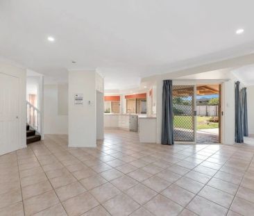 Room to Move & A Pool to Enjoy! - Photo 5