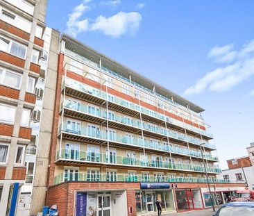 2 bedroom flat to rent - Photo 6