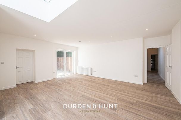 High Street, Ongar - Photo 1