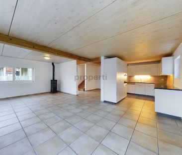 Haus-im-Haus-Gefühl mit 2 Badezimmern und Supermarkt vor der Tür - Foto 2