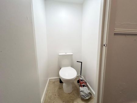 1 bedroom ground floor flat to rent - Photo 2