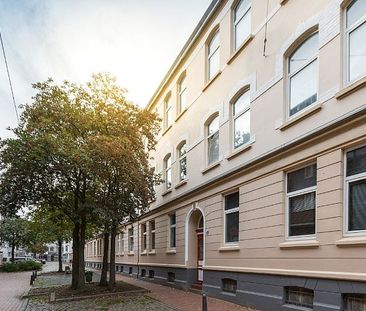 3-Zimmer-Wohnung im Hochparterre mit Balkon in Bremerhaven-Lehe! - Foto 3