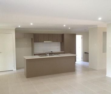 MODERN FAMILY HOME IN FANTASTIC LOCATION - Photo 1