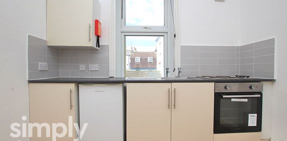 0 Bed property for rent - Photo 2