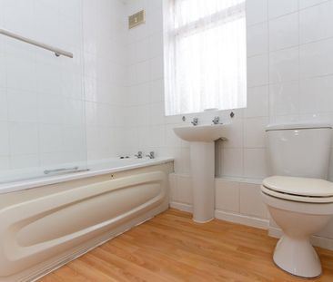 2 Bed Flat, Culworth Court, CV6 - Photo 4