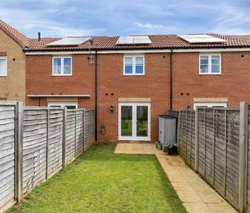 2 bedroom terraced house to rent - Photo 2