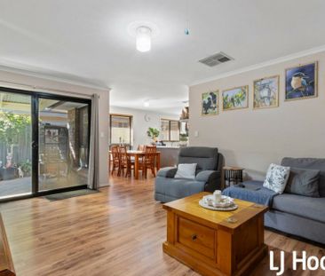 Charming Family Home - Photo 2