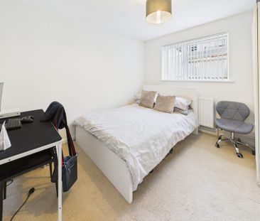 3 bedroom detached bungalow to rent - Photo 6