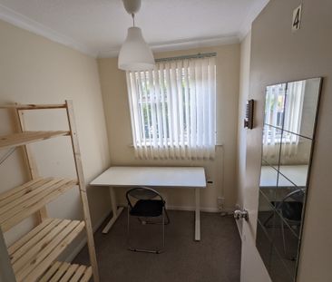 1 bedroom property to rent - Photo 2