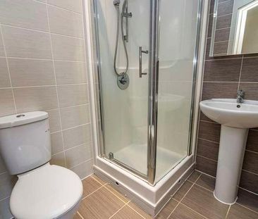 Bed Ensuite Flat, LN1 - Photo 3