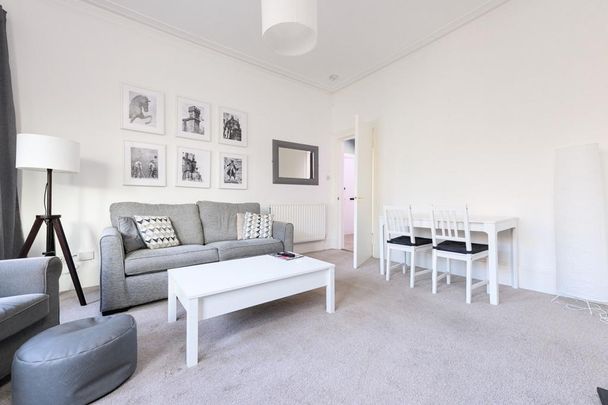 1 bedroom flat to rent - Photo 1