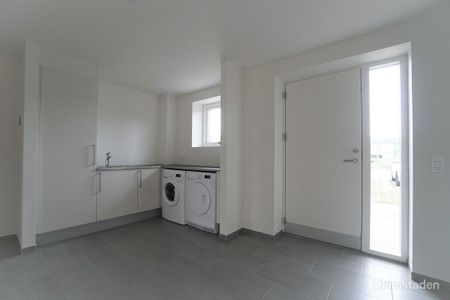 Lejlighed med plads til familien på Langstrømpevej - Photo 4