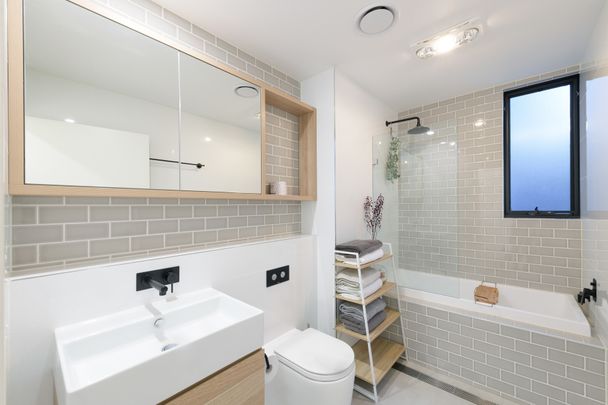 205/2 Veda Street, Hamilton NSW 2303 - Photo 1