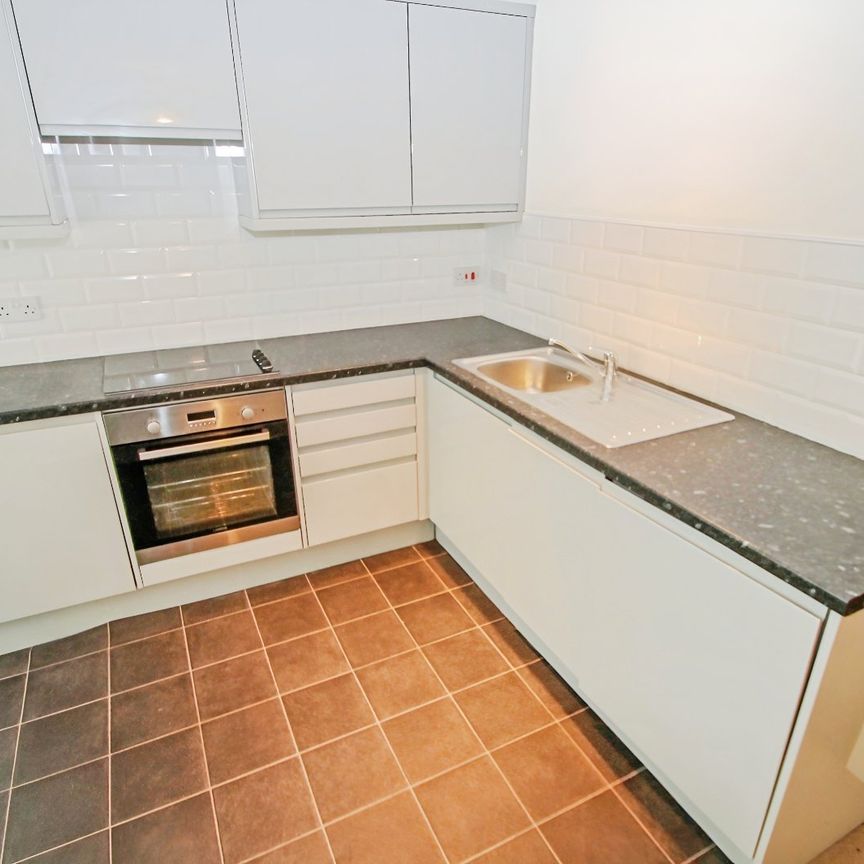 2 bedroom apartment to rent - Photo 1