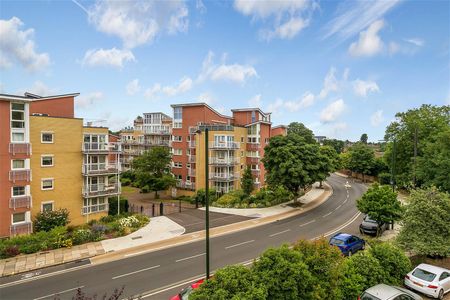 Twickenham Road, Teddington - 1 bedroomProperty for lettings - Chasebuchanan - Photo 2