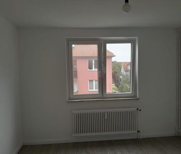 Sanierte 3-Zimmer Wohnung in Hannover Stöcken mit Südbalkon - Foto 3