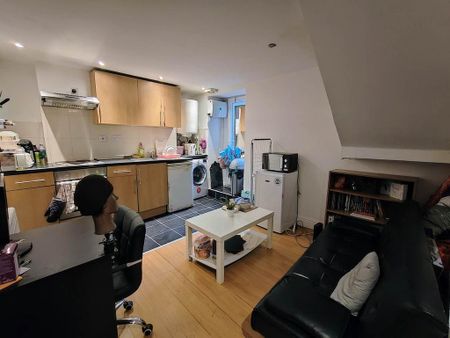 1 bedroom flat to rent - Photo 3