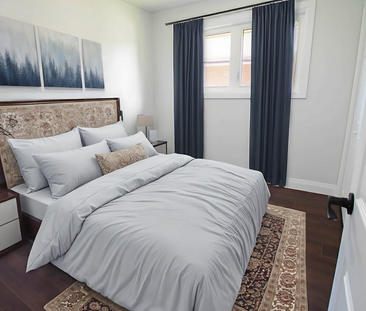 5-Bedroom House with Full In-Law Suite – St. Catharines! - Photo 2 | Rentumo