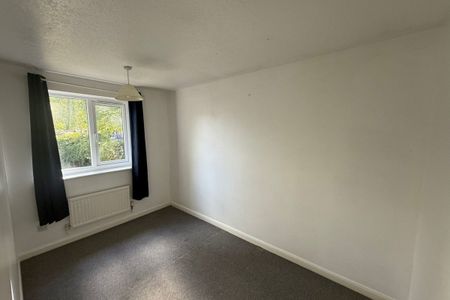 Salisbury Street - Photo 3