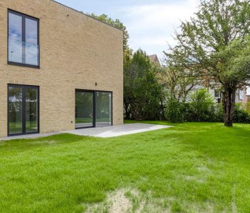 Appartement te huur in Kortrijk voor € 1.300 met 2 slaapkamers - Photo 6