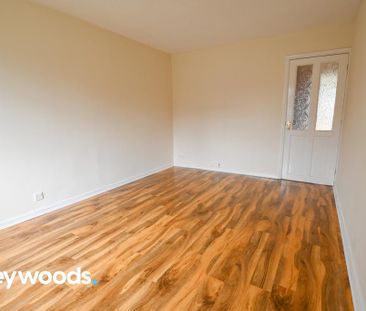 2 bedroom semi-detached house to rent - Photo 3