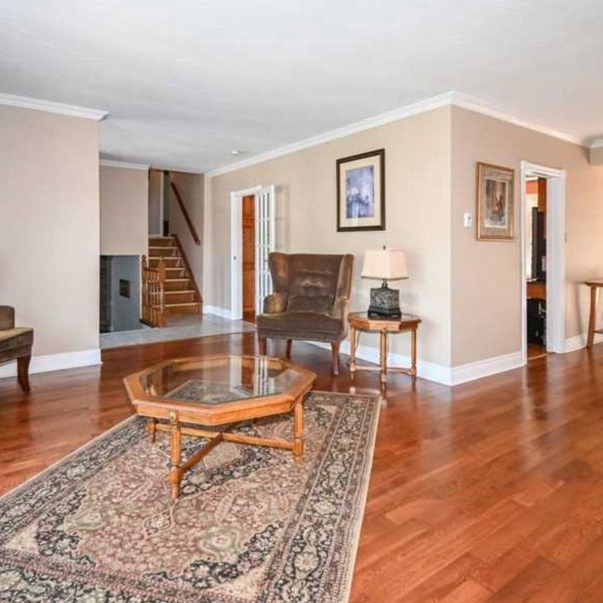 For Lease - 92 Bobmar Road Unit# Room, Toronto, Ontario - Photo 1