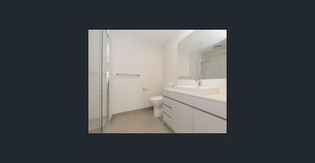 Spacious 2 Bedroom Apartment! - Photo 2