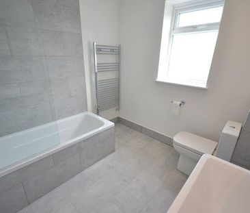 1 bedroom in a house share to rent - Photo 6