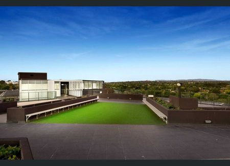 Stylish Apartment with a Magnificent View - Photo 2