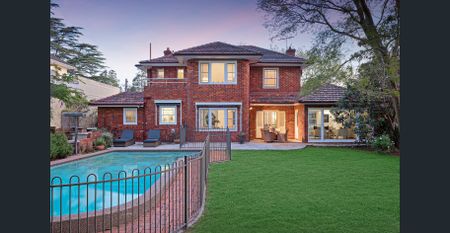 Grand Georgian Residence on the Fairways of Pymble Golf Course - Photo 3