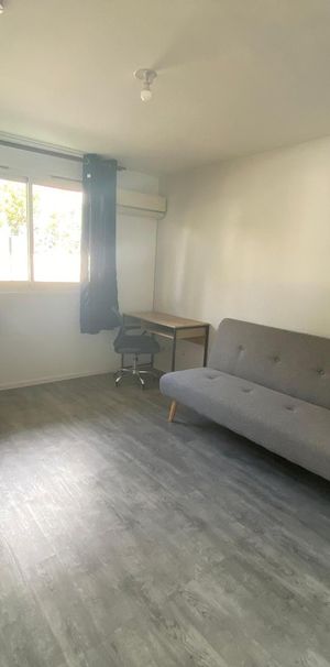 Location Appartement 1 pièce 20m² STE CLOTILDE 97490 - Photo 1