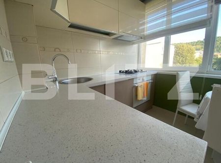 Apartament cu 3 camere, 70 mp, parcare, zona strazii Alexandru Vlahuta - Photo 5