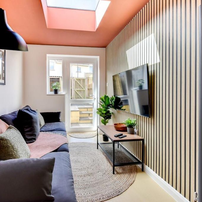 5 bedroom house to rent - Photo 1