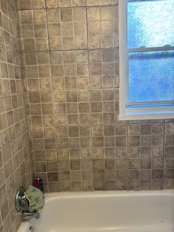 Beau 3 1/2 2e étage rue Bagot St-Sauveur, Novembre - Photo 3
