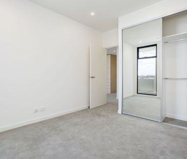 305/101B Lord Sheffield Circuit, Penrith - Photo 1