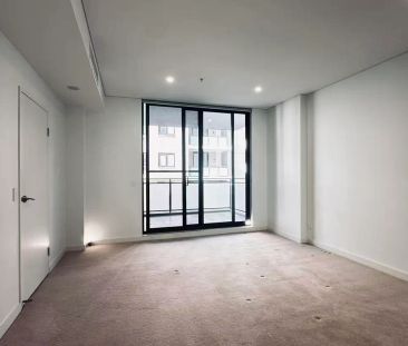 “Large, Modern, Luxury Three Bedrooms Apartment” - Photo 5