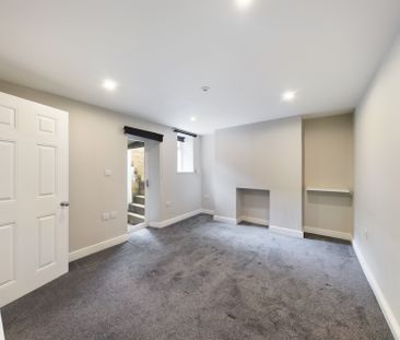 Portland Square, Pittville, Cheltenham, GL52 - Photo 4