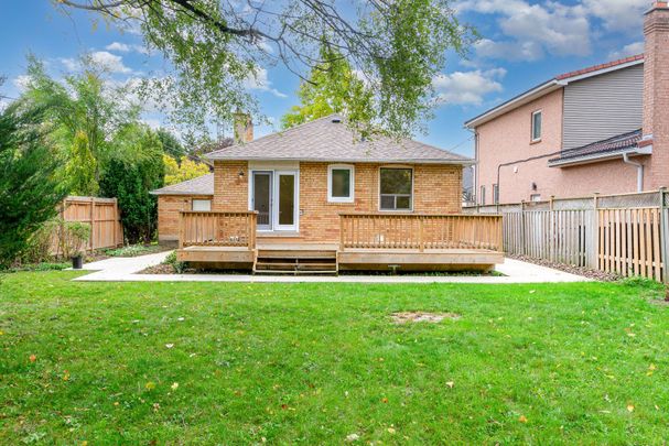 For Lease - 6 Saralou Court, Toronto, Ontario - Photo 1