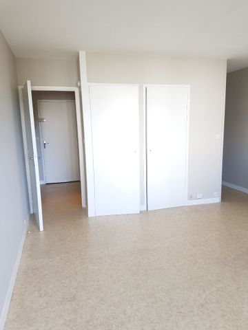 A LOUER grand studio 50000 Saint-Lô 1 pièce 29.29 m² - Photo 4