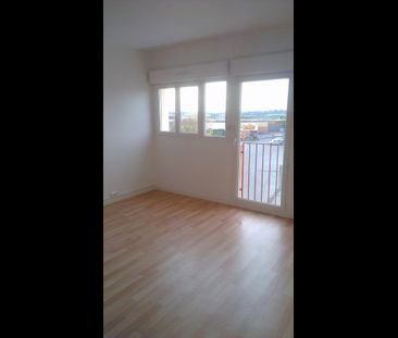 Location Appartement 3 pièces 62 m² Châtillon-sur-Indre - Photo 1