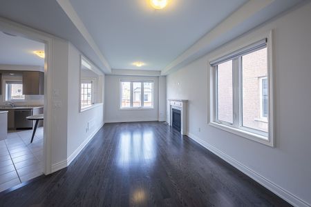 For Lease - 492 Grindstone Trail, Oakville, Ontario - Photo 5